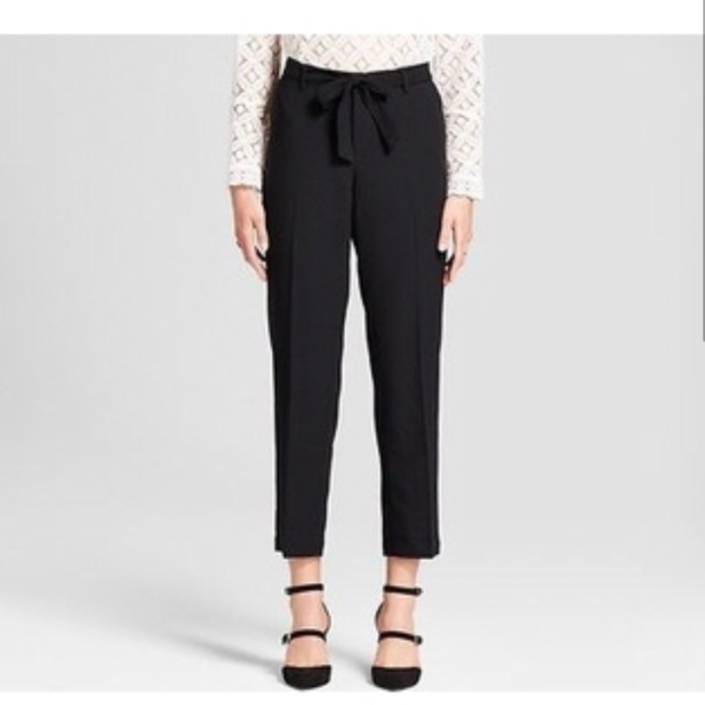 NEVER WORN: Tie waist straight leg pants